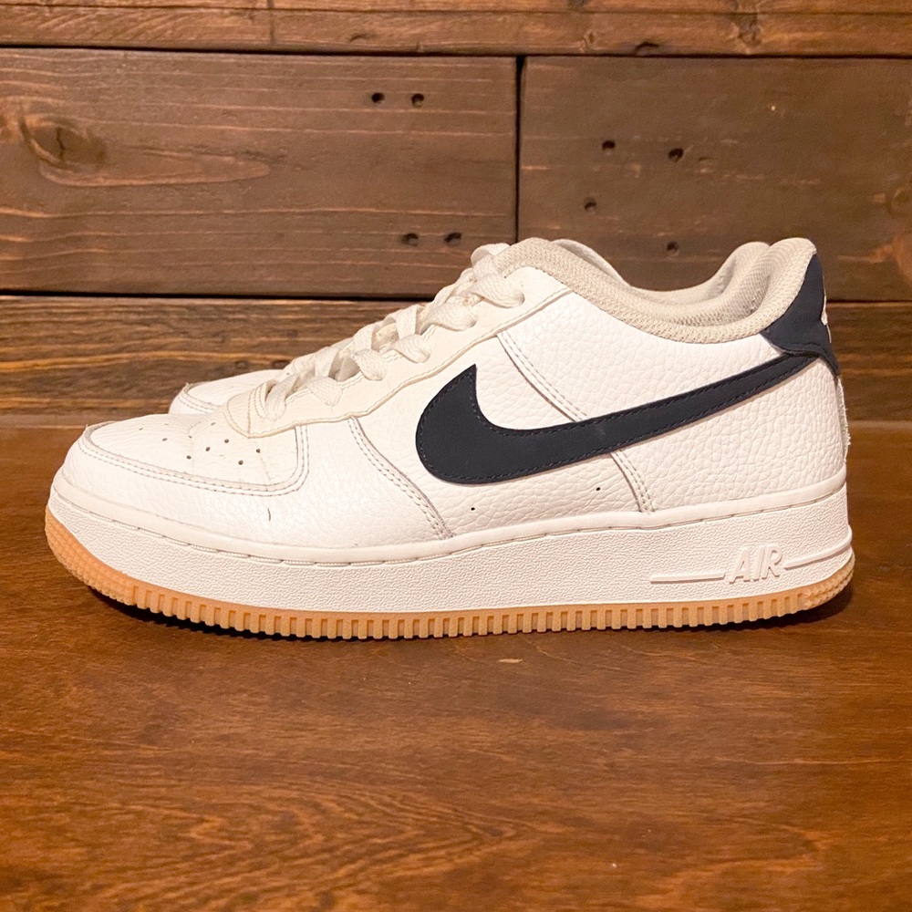 Nike Air Force 1’s black and white gum bottom
